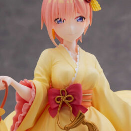Quintessential Quintuplets Movie FuRyu TENITOL Ichika Furyu. She also comes with an exclusive pedestal that resembles a hair ornament.