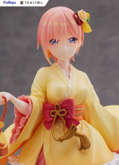 Quintessential Quintuplets Movie FuRyu TENITOL Ichika Furyu. She also comes with an exclusive pedestal that resembles a hair ornament.