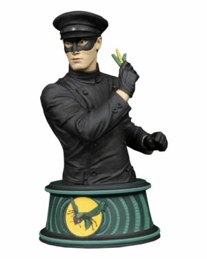 Green Hornet Bust 1/7 Kato 15 cm Diamond Select. Limited to 3,000 pieces, it comes packaged with a hand-numbered certificate in a full-color box.