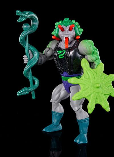 Snake Face Mattel Masters of the Universe Origins Action Figure Mattel. It stand approx. 14 cm tall and comes with accessories in a window box packaging.