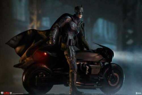 Batman Statua DC Comics The Batman Premium Format Sideshow with Batcycle Robert Pattinson del Cavaliere Oscuro in The Batman (2022)