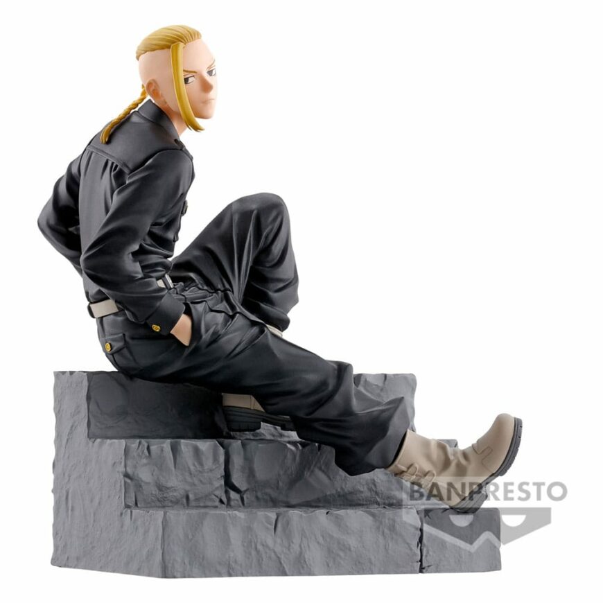 Tokyo Revengers Break Time PVC Statue Ken Draken Ryuguji 13 cm From the anime series "Tokyo Revengers" comes this PVC statue. It stands approx. 13 cm tall.