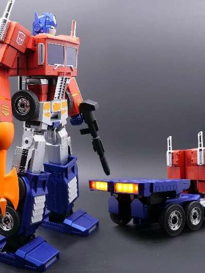 Optimus Prime Flagship Robosen Figure Robosen Transformers