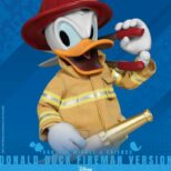 Mickey & Friends Donald Duck Fireman Version Beast Kingdom