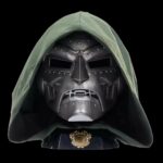 Hasbro MARVEL LEGENDS DOCTOR DOOM HELMET REPLICA