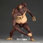 Revoltech a.y. attack on titan beast titan action figure Dall'anime "Attack on Titan", il tremendo "Beast Titan" , diventa parte della linea Amazing Yamaguchi! Come suggerisce il nome, l'intero corpo ricoperto da peli bestiali è riprodotto con grande dettaglio. Grazie alle proporzioni uniche, è dotato di meccanismi originali come il movimento anteriore e posteriore delle spalle, ottenuto dividendo i lati del torso. Oltre al volto predefinito con sguardo feroce, sono inclusi il "volto sorridente" e il "volto con denti serrati", e ciascuno può essere personalizzato orientando gli occhi per creare diverse direzioni dello sguardo. Oltre al barile "da lancio", la minaccia principale dell’attacco a distanza, è incluso anche un braccio destro opzionale modellato per sembrare l’immagine residua di un grande braccio in movimento! Caratteristiche del prodotto 7 mani opzionali 2 parti del viso opzionali: Sorridente Con denti serrati Barile Parte di braccio opzionale Base di supporto