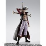 S.H. Figuarts One Piece Dracule Mihawk Hawk-Eye Bandai
